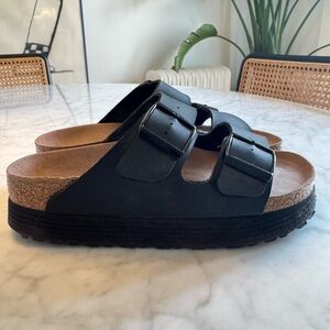 Birkenstock Black platform Sandals with Buckles